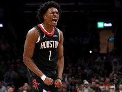 外线投射稳定性有待提升！火箭主帅：阿门在比赛后期出现了小腿抽筋的情况