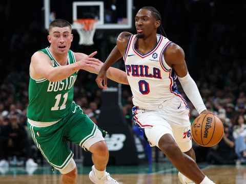 马克西vs凯尔特人集锦 神兵天降砍下40+6率队艰难赢下比赛