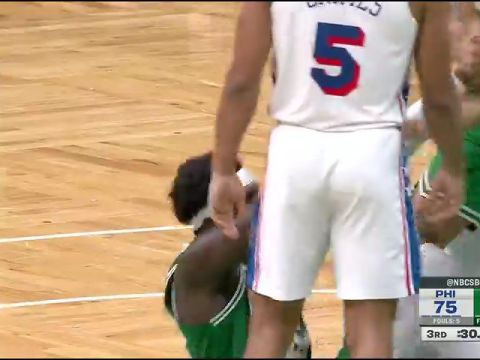 NBA常规赛：76人vs凯尔特人第3节英文原声回放