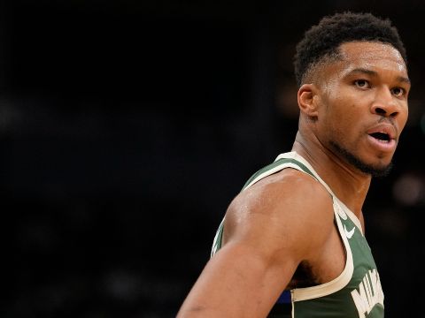 字母哥vs奇才集锦 全面发威轰下37+14+5的豪华两双