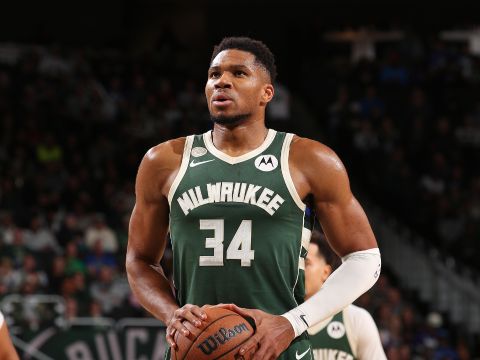 奇才120-133雄鹿 字母哥37分雄鹿七人上双轻取奇才