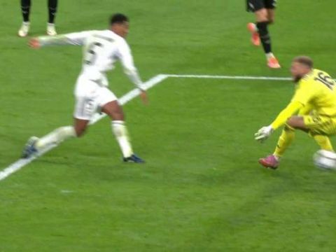 [进球视频]终于破僵！维尼修斯1v3突破射门中柱，贝林厄姆补射收获赛季首球