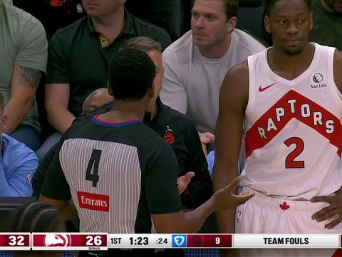 猛龙vs老鹰第1节英文原声回放