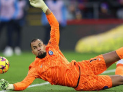 前英格兰门将：拉亚的技术很出色，桑切斯是切尔西争冠不可或缺的一环