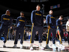 NBA常规赛掘金vs勇士 掘金首发名单出炉！穆雷、布劳恩、约翰逊、戈登、约基奇