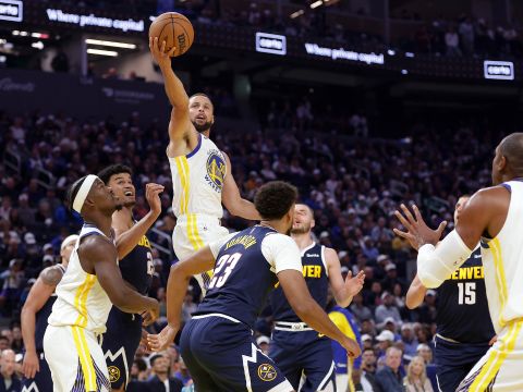 掘金131-137勇士 戈登空砍50分勇士鏖战加时赛主场击败掘金