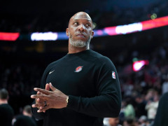 Shams：比卢普斯曾向别人透露开拓者会故意输球，提升后续NBA选秀的签位质量