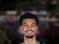 NBA每日盖帽王：维克托·文班亚马9盖帽(2025年10月25日)