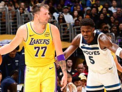 [腾讯全场集锦]🏀湖人轻取森林狼迎首胜 东契奇轰49+11+8&连场砍40+ 华子31+5