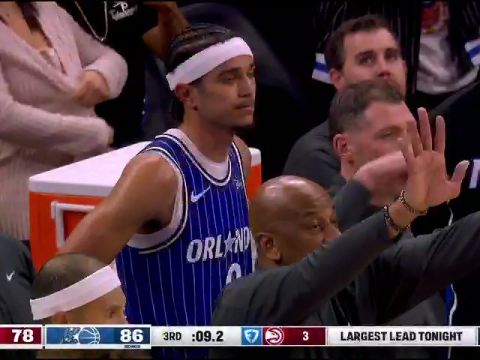 NBA常规赛：老鹰vs魔术第3节中文解说回放