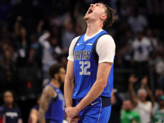 弗拉格成为NBA历史上拿下至少15分5板5攻第二年轻球员，仅次于詹姆斯