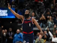 NBA常规赛战报：快船大胜太阳获首胜 哈登30+7+7小卡27+5+5双核终爆发