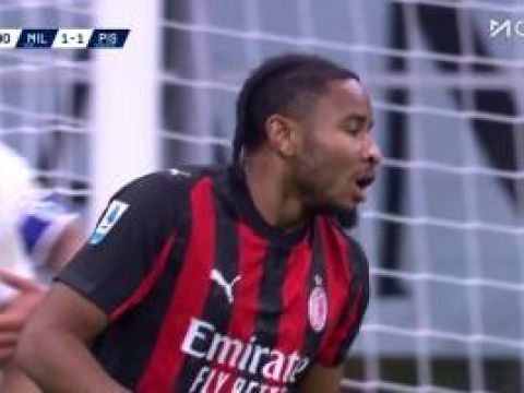 [绝佳良机] 错失良机！莫德里奇直塞莱奥妙传！恩昆库绝佳良机打门被挡出！