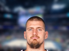 NBA每日篮板王：尼古拉·约基奇14篮板(2025年10月26日)