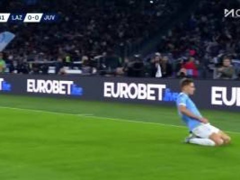 [进球视频] 尤文落后！戴维头球回顶失误！巴什奇远射折射破门！