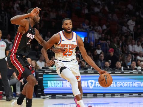 布里奇斯vs热火集锦 高效砍下20分攻防一体活力拉满