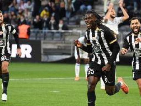 [咪咕全场集锦] 法甲-普罗斯珀-彼得破门 昂热2-0洛里昂