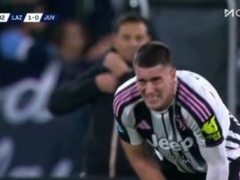 [错失良机] 失良机！孔塞桑速度生吃对手传中！弗拉霍维奇打门没进自己还伤了