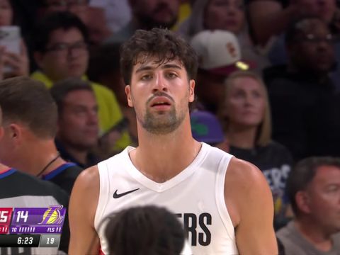 NBA常规赛：开拓者vs湖人第1节英文原声回放