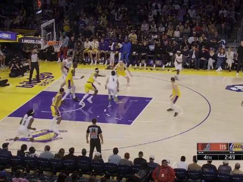 [微博全场集锦]🏀杨瀚森低迷1分1板1误 开拓者3人20+力克湖人 里夫斯空砍41分