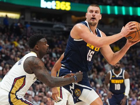 约基奇vs鹈鹕集锦 全场拿下21+12+10三双数据正负值+25三节打卡下班