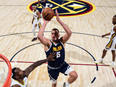 第70次三节三双！约基奇21+12+10末节观赛 开赛4连三双又刷纪录