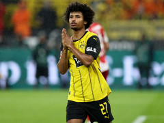 阿德耶米、施洛特贝克与多特续约，球员要求新合同加入解约条款