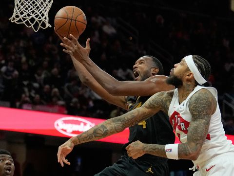 猛龙vs骑士精华回放 猛龙三人得分上20力克残阵骑士终止连败