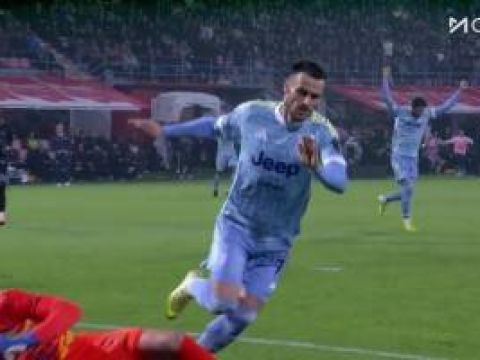 [咪咕全场集锦] 意甲-科斯蒂奇闪击瓦尔迪破门 尤文2-1克雷莫内塞