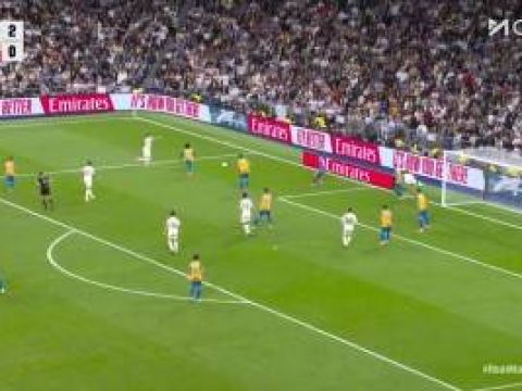 [点球被扑]卡雷拉斯禁区造点，维尼修斯点球角度太正被扑