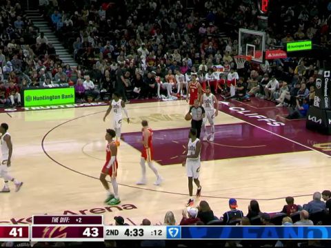 老鹰vs骑士第2节英文原声回放