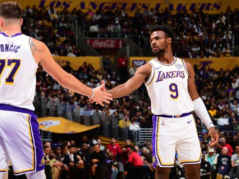 热火120-130湖人 东契奇拿下三双助湖人守护主场取得三连胜