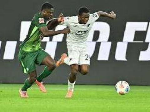 [咪咕全场集锦]德甲-阿穆拉双响沃特·伯格破门反超 霍芬海姆客场3-2逆转沃尔夫斯堡