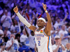 亚历山大连续79场得分达到20+，追平大O并列NBA历史第三位