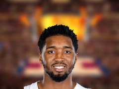 NBA每日三分王：多诺万·米切尔8三分(2025年11月03日)