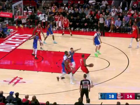 NBA常规赛：独行侠vs火箭第1节英文原声回放