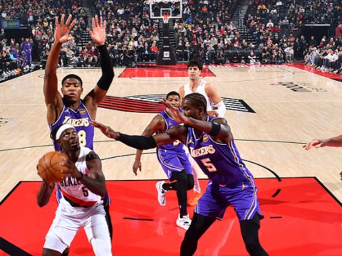 湖人123-115开拓者 艾顿29+10率队3人20+取得四连胜