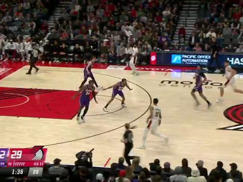 湖人vs开拓者第1节中文解说回放