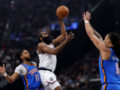 哈登开场梦回巅峰！连中3记三分+3罚全中独揽12分 率快船轰出12-2打停雷霆