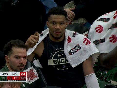 NBA常规赛：雄鹿vs猛龙英文原声全场回放