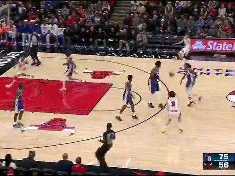 76人vs公牛第3节英文原声回放