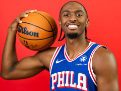 生日夜遭24分逆转！马克西轰39+5决胜一击三不沾 费城丢东部第一