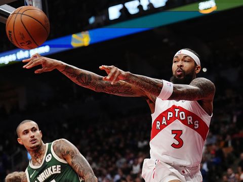 英格拉姆vs雄鹿集锦 拿下13+8无解中投刀刀致命