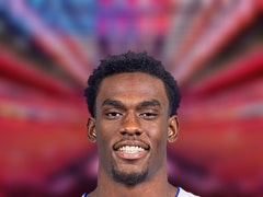 NBA每日篮板王：杰伦·杜伦22篮板(2025年11月06日)