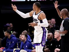 204次三双！底薪威少国王生涯首次三双：轰23+16+10掀翻无库勇士