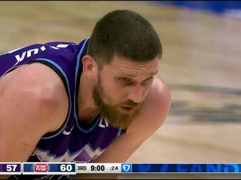 NBA常规赛：爵士v活塞第3节中文解说回放