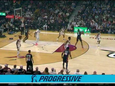 NBA常规赛：76人vs骑士第1节英文原声回放