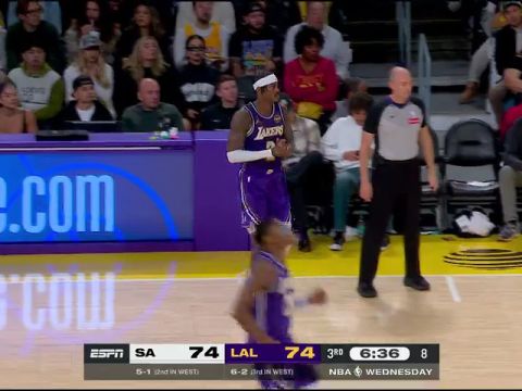 NBA常规赛：马刺vs湖人第3节英文原声回放