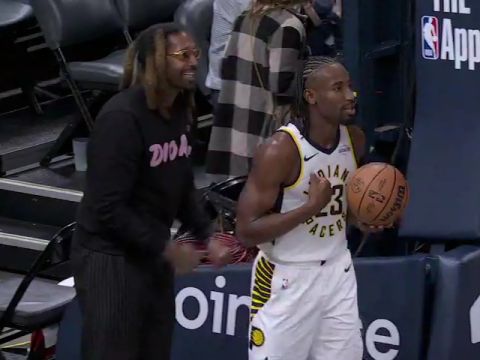 NBA杯小组赛东部A组：猛龙vs老鹰英文原声全场回放