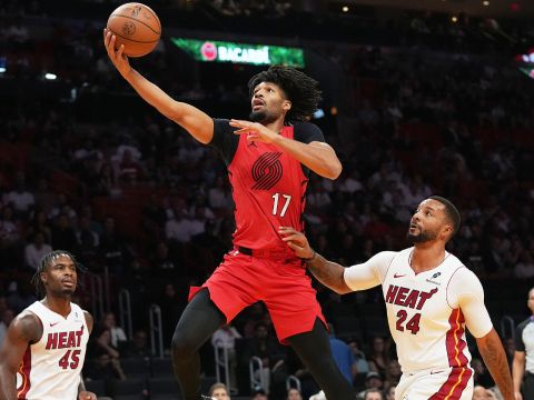 夏普vs热火集锦 全场21+9突破快下难挽颓势